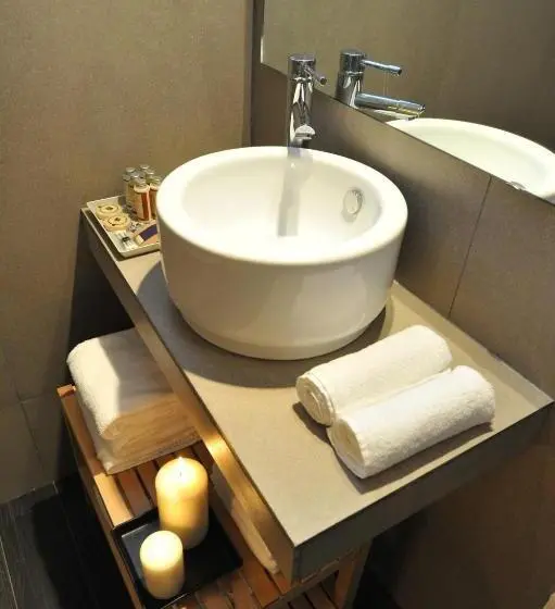 اتاق استاندارد, Hosquet Lodge