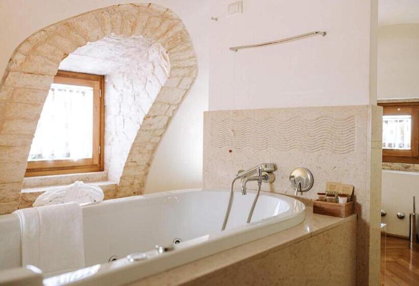 Люкс с гидромассажем, Santa Rosa Relais