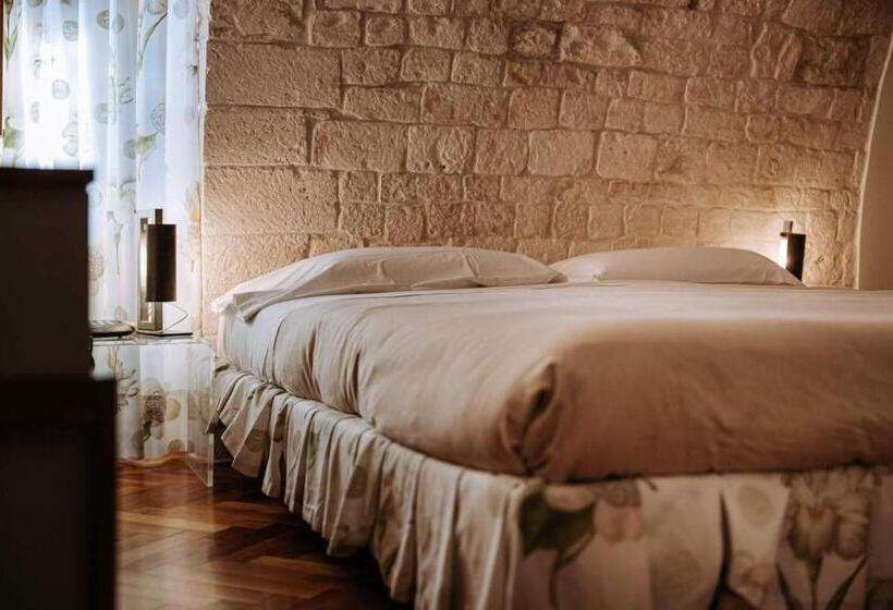 Номер Стандарт, Santa Rosa Relais