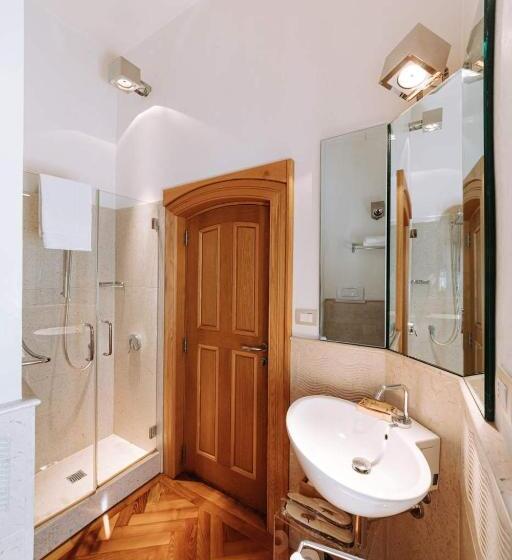 Номер Стандарт, Santa Rosa Relais