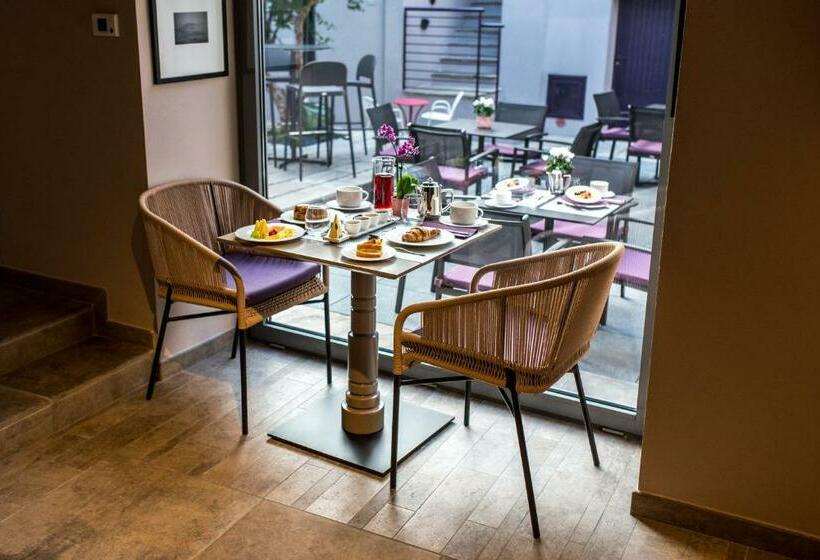 Люкс, Uve Rooms & Wine Bar