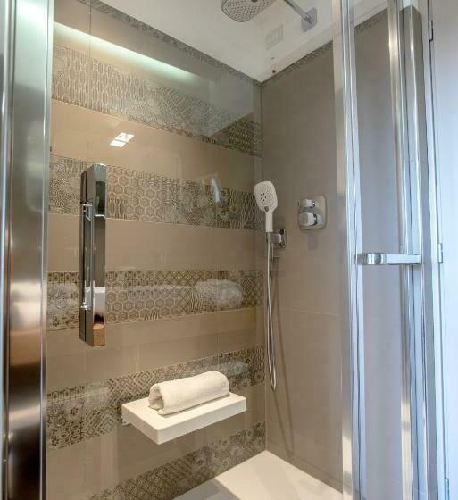 Люкс, Uve Rooms & Wine Bar