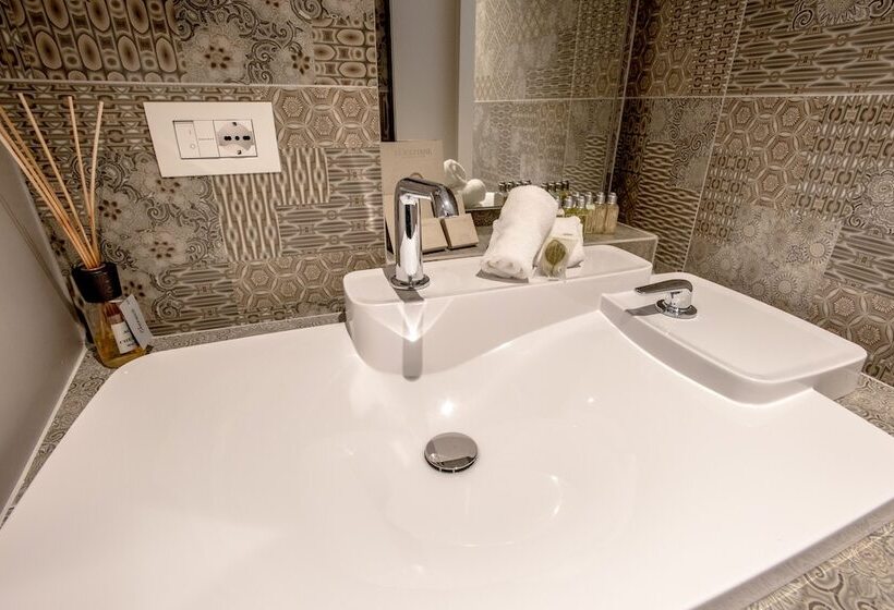 Номер Deluxe, Uve Rooms & Wine Bar