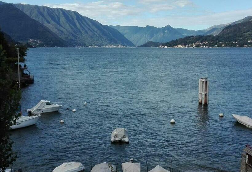 Номер Стандарт Вид на Озеро, Villa Torretta