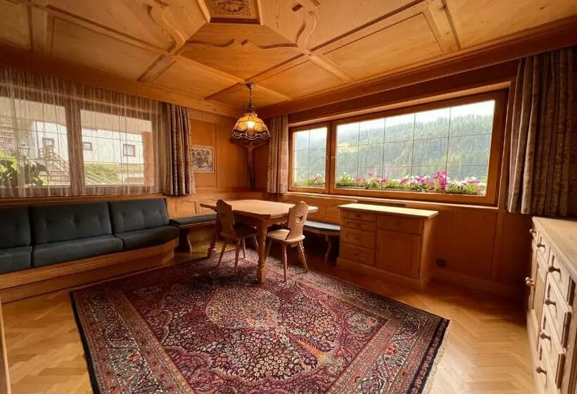 Huoneisto 3 Makuuhuonetta, Enjoy Dolomites Chalet