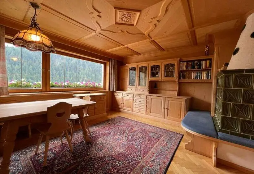 Huoneisto 3 Makuuhuonetta, Enjoy Dolomites Chalet