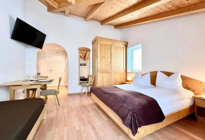 Standard-studio Parveke, Enjoy Dolomites Chalet