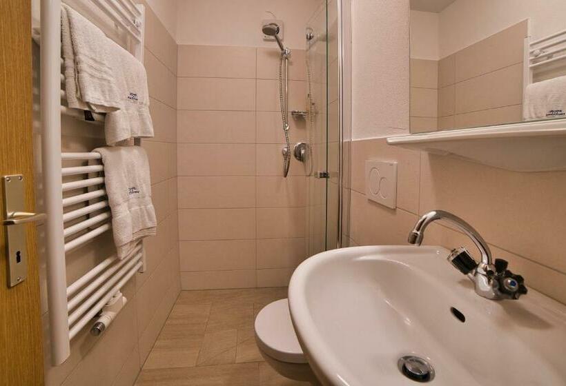 חדר סטנדרט, Berghotel Franzenshöhe