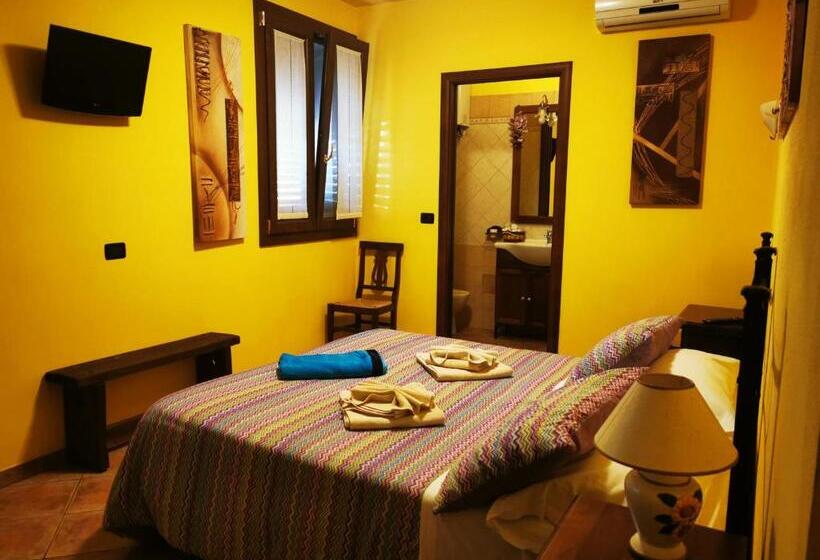 Номер Стандарт, Casa Di Campagna B&b La Corte Ferrara