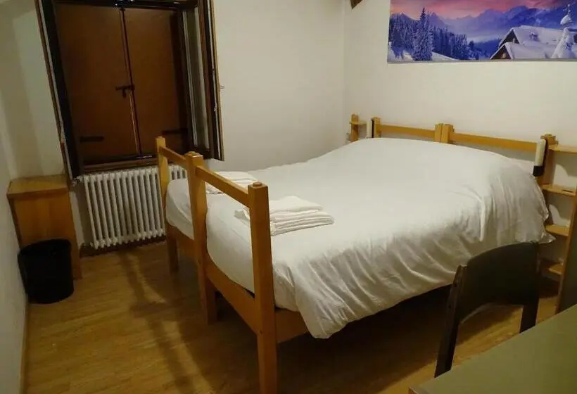 Standard Kolmen Hengen Huone, Al Sasso Di Stria