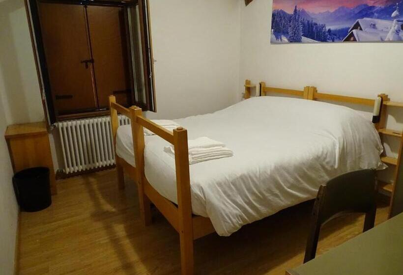 חדר סטנדרט לארבעה, Al Sasso Di Stria