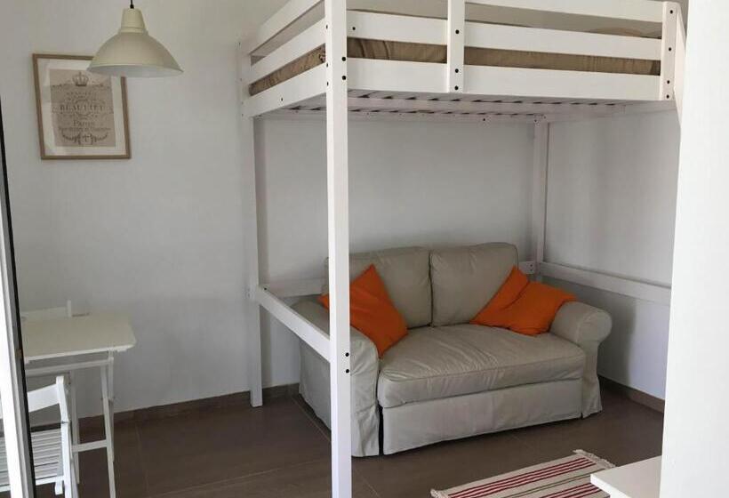 ２ベッドルームアパートメント, Antica Tindari