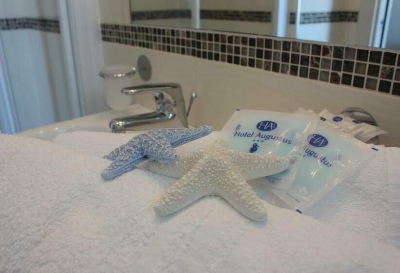 Standard Room, Augustus  Davanti A Noi C è Solo Il Mare