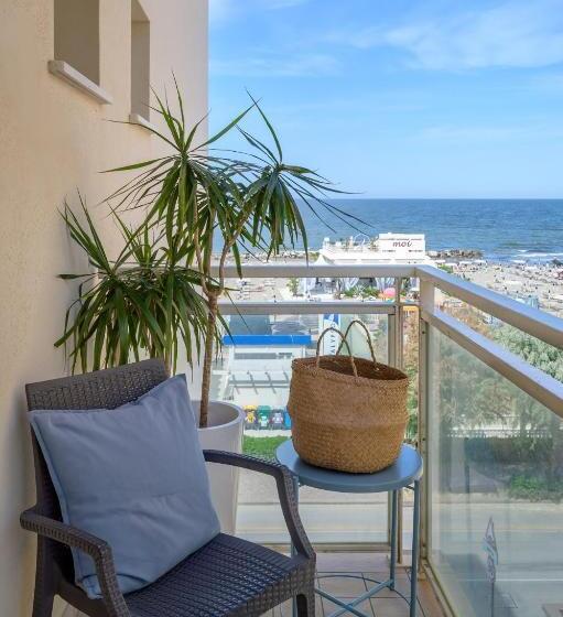 Standard Triple Room, Augustus  Davanti A Noi C è Solo Il Mare