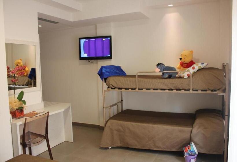 Standard Quadruple Room, Augustus  Davanti A Noi C è Solo Il Mare