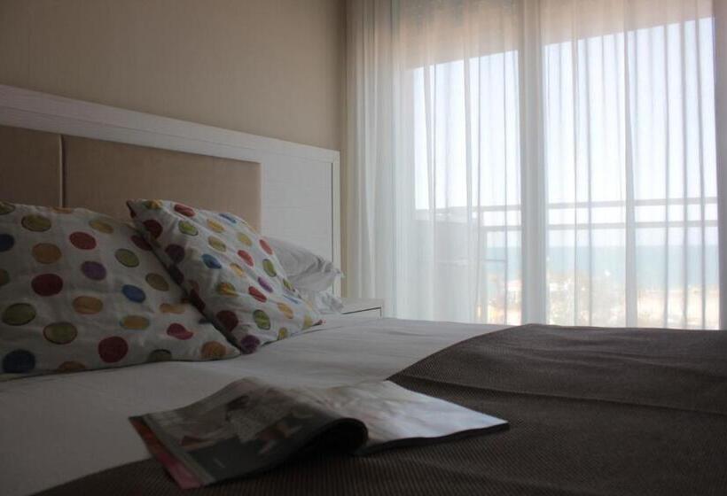 Standard Room Sea View, Augustus  Davanti A Noi C è Solo Il Mare