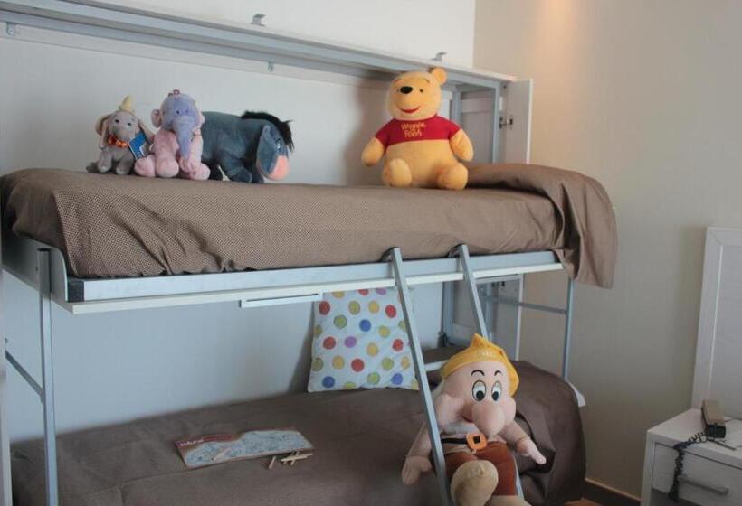 Standard Quadruple Room Sea View, Augustus  Davanti A Noi C è Solo Il Mare