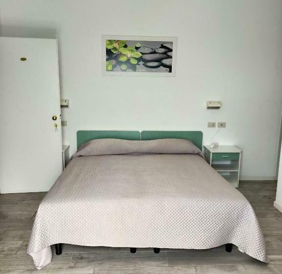 اتاق استاندارد سه نفره, Bellavista