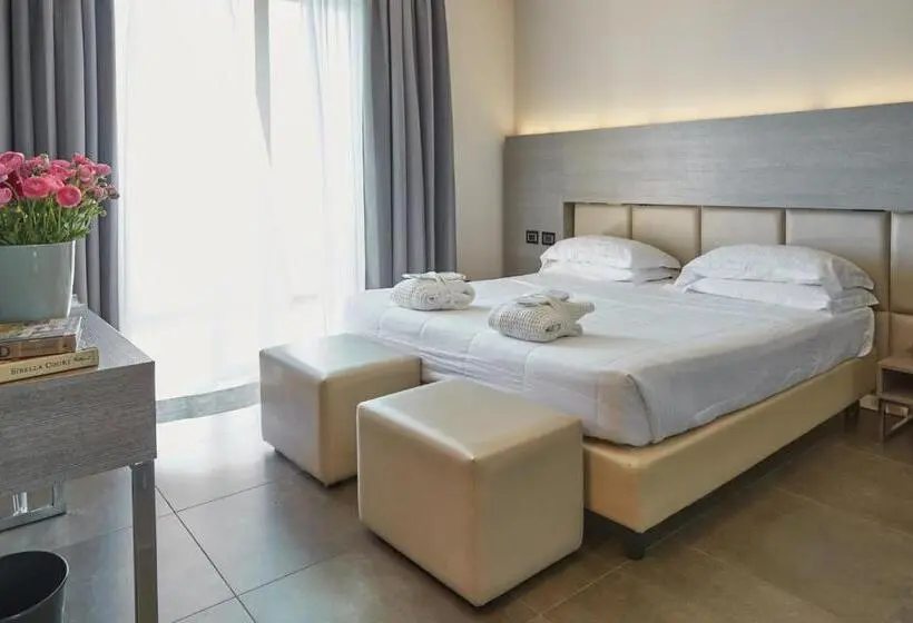 Deluxe Room Side Sea View