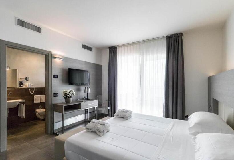 带观景的豪华间, Bellettini