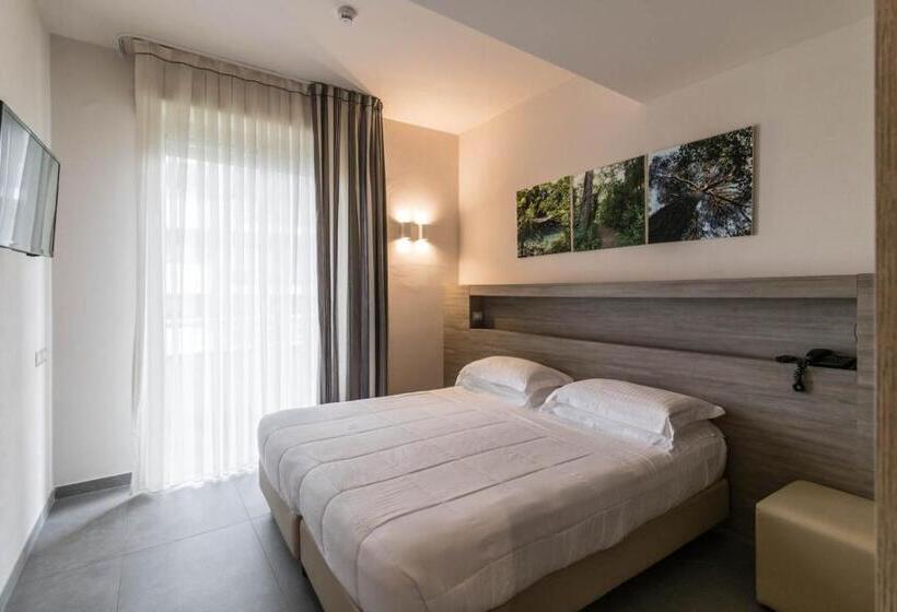 家庭间, Bellettini