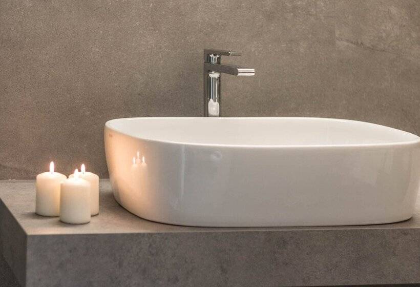 家庭间, Bellettini