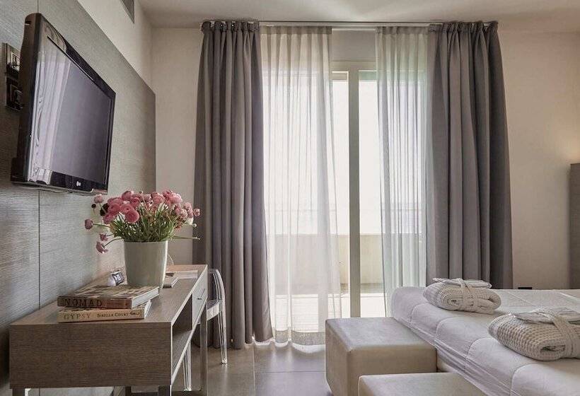 带海景的豪华间, Bellettini