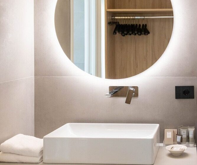 带大床的标准间, Bellettini