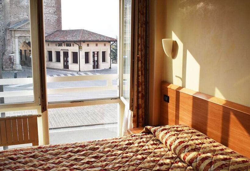 高级大房间, Brennero