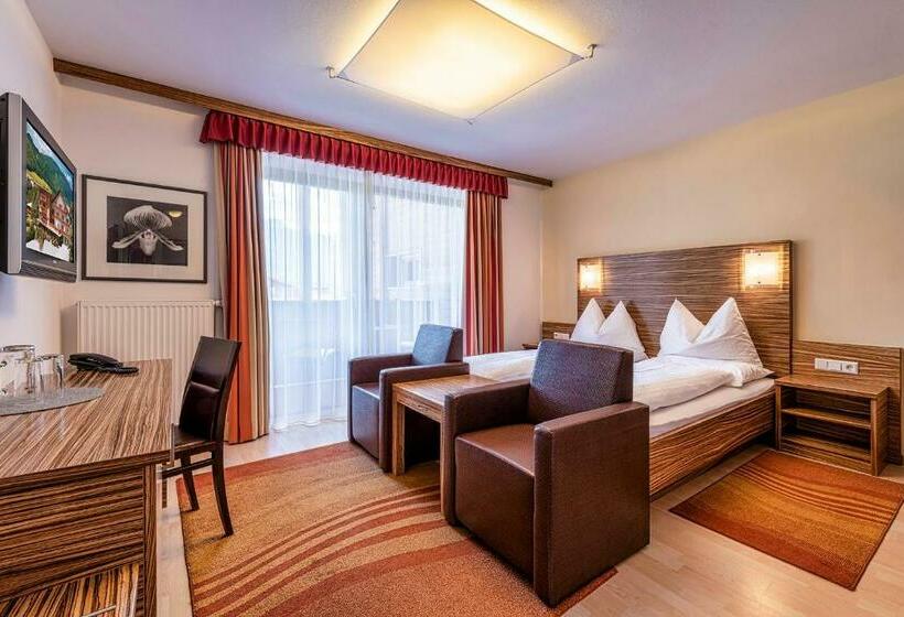 高级大房间, Brötz