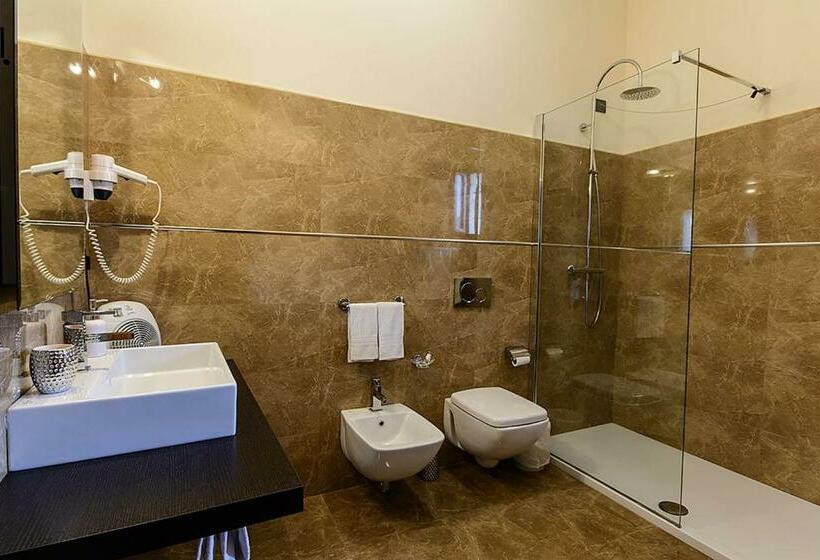 스탠다드 룸, Del Corso