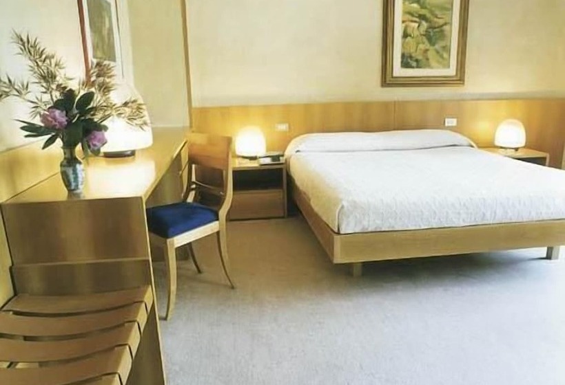 חדר סטנדרט, Due Mori