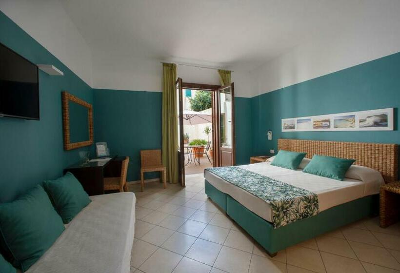 스탠다드 트리플 룸, Insula