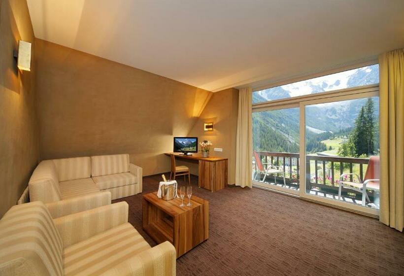 高级套房, Madatsch