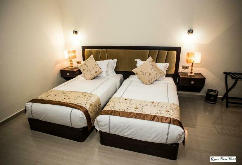 Standard Room, Queen Plaza