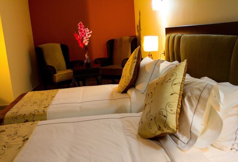 اتاق استاندارد, Queen Plaza