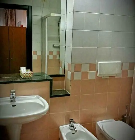 Standard Yhden Hengen Huone, Raffaello Venice