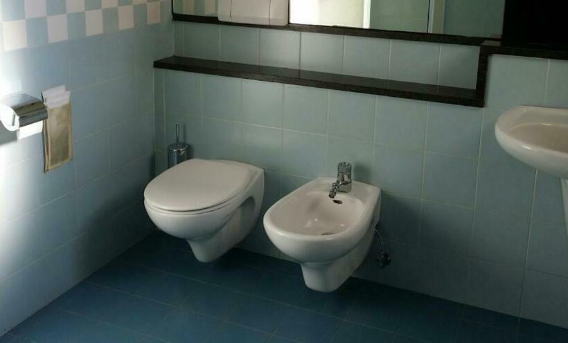 חדר סטנדרט יחיד, Raffaello Venice