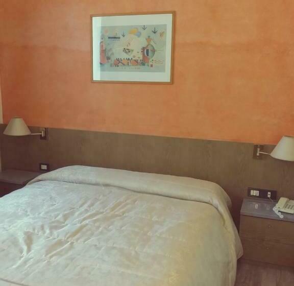 חדר סטנדרט, Raffaello Venice