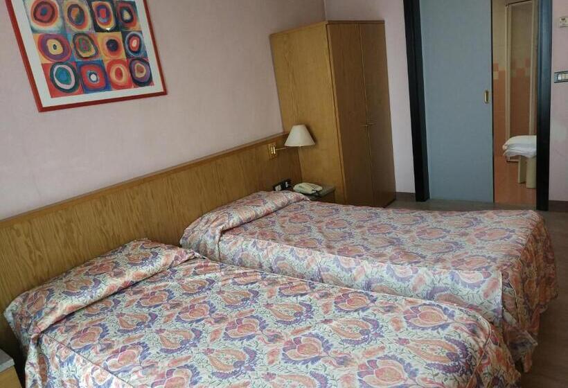 חדר סטנדרט, Raffaello Venice