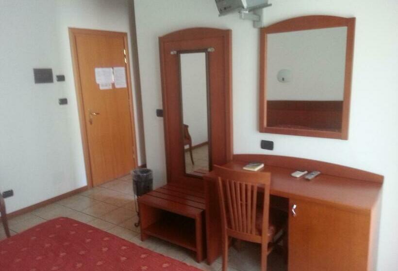 Номер Стандарт, Real Asturias