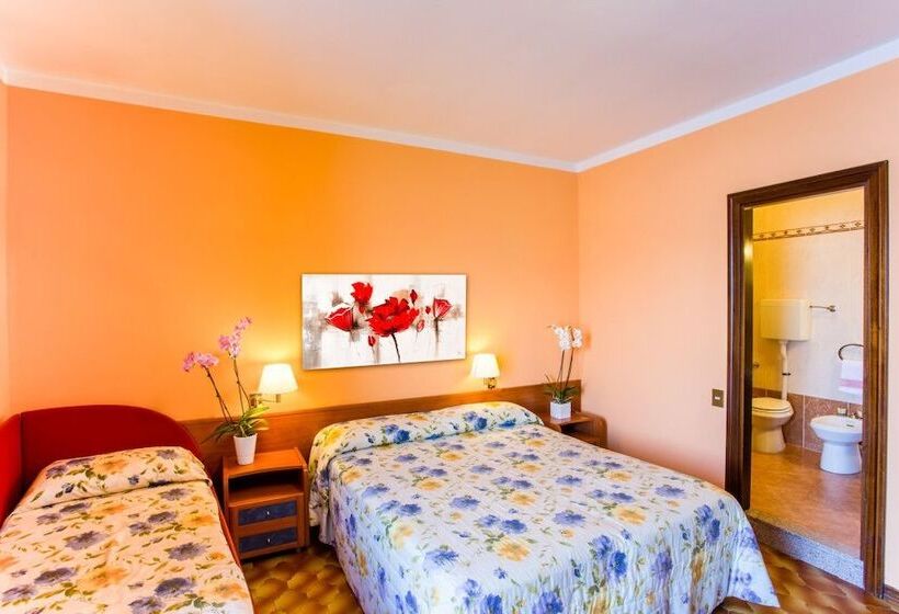 스탠다드 트리플 발코니 룸, Romagna