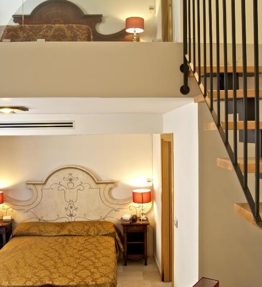 شقة من غرفة نوم واحدة متصلة, Vico Regio