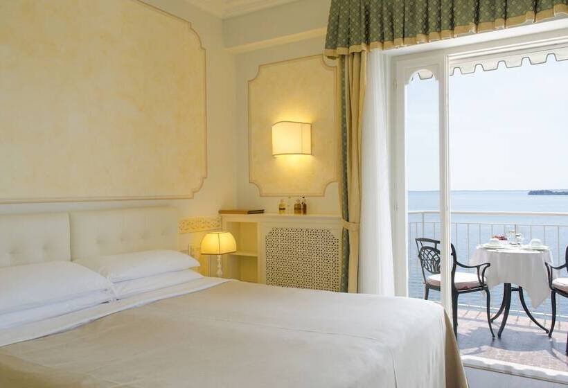 سوییت لوکس, Villa Florida & Suite Apartments