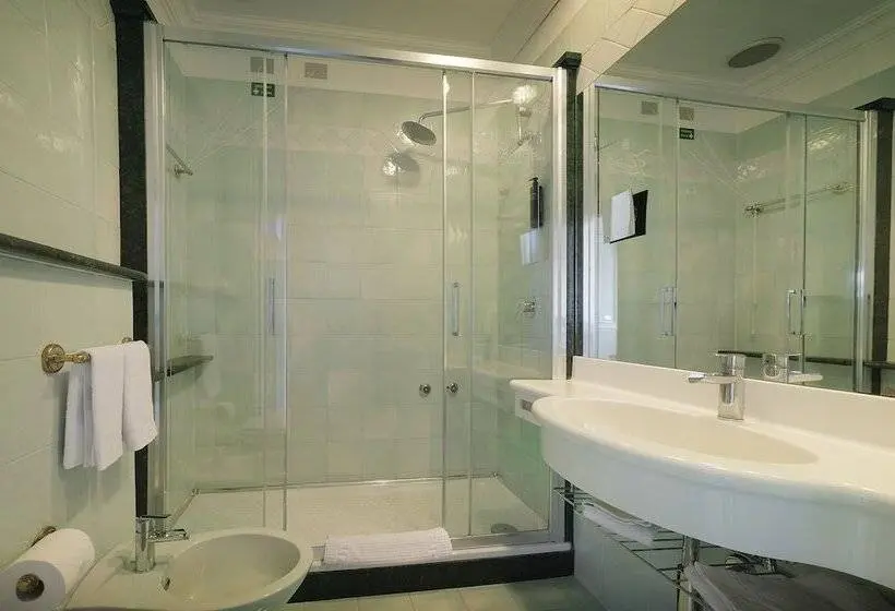 デラックススイート, Villa Florida & Suite Apartments