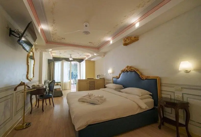 デラックススイート, Villa Florida & Suite Apartments