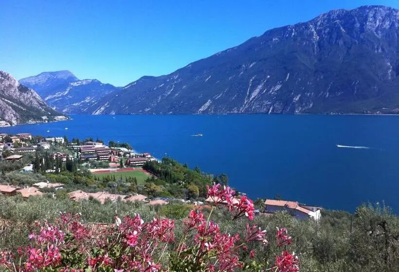 اتاق استاندارد با چشم‌انداز دریاچه, Villa Margherita