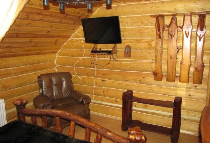 سوییت جونیور با بالکن, Vvp Club