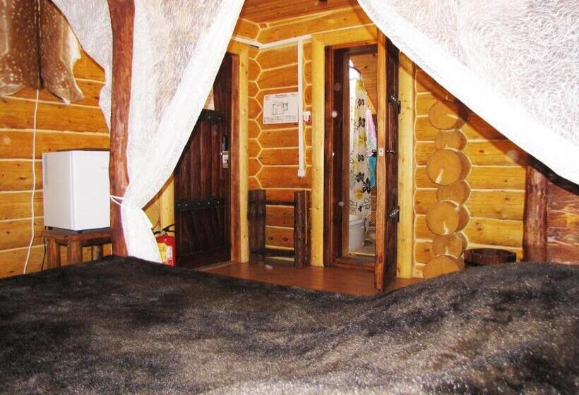 اتاق استاندارد با چشمانداز استخر, Vvp Club