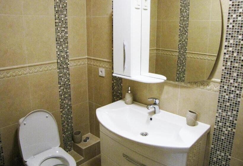 سوییت جونیور, Vvp Club